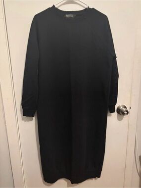 Black Long Sleeve Midi Sweatshirt Dress - BCBG